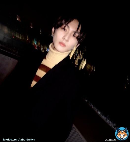 night out.   #ENSD #ENGENESelcaDay #ENHYPEN #ENHYPEN_JUNGWON #JUNGWON @ENHYPEN_members