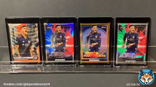 Injecting some Cincy into the collection!  And also&hellip; I absolutely love these black framed ultra pro one touch top loaders!  Really looks sharp on certain cards.