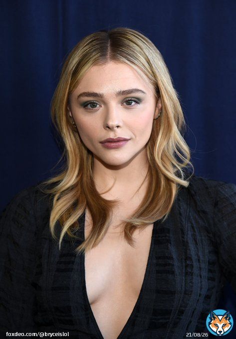 the CHOKEHOLD she had on all of us. ur lying if u say u haven&rsquo;t seen her in a project before cause she KEPT A JOB!  #ChloeGraceMoretz #PokemonDay