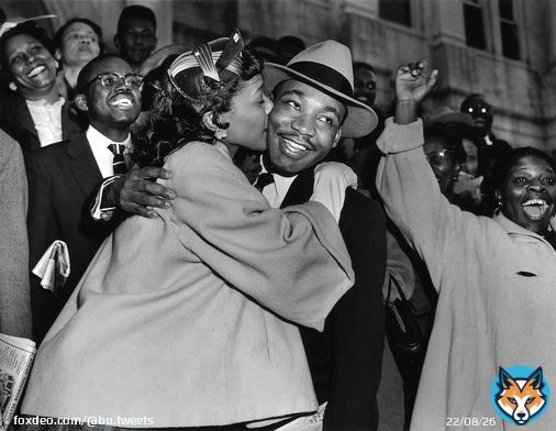 A memorial honoring Dr. Martin Luther King Jr. (GRS&rsquo;55, Hon.&rsquo;59) and Coretta Scott King was unveiled today in Boston. The Embrace commemorates the Kings&rsquo; efforts for racial and social equity. The memorial also serves as a remembrance of the couple&rsquo;s love.
