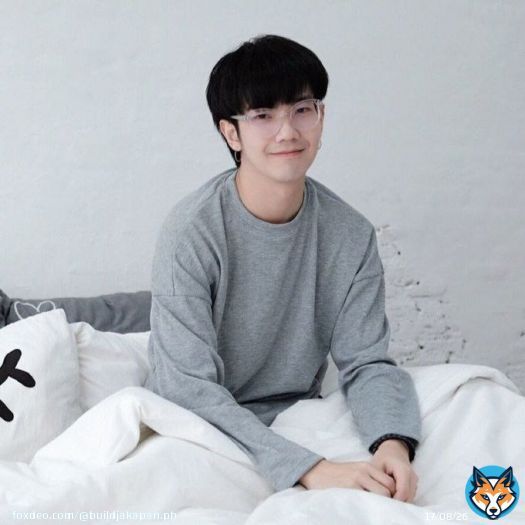BeyourluveToBuild   I wish you could see yourself from our eyes and realize just how special you are to us! We miss you every second of the day, Build!   Lets get stronger together!   #BuildJakapan #ชมรมคนตาสระอิ