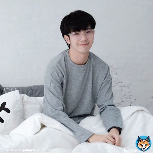 BeyourluveToBuild   I wish you could see yourself from our eyes and realize just how special you are to us! We miss you every second of the day, Build!   Lets get stronger together!   #BuildJakapan #ชมรมคนตาสระอิ