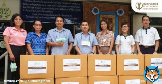 Bumrungrad donated rubber boots to healthcare and community workers in an effort to promote good safety and hygiene practices.