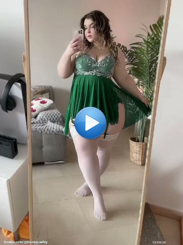 &lsquo;You are too fat you can&rsquo;t taking pics&rsquo;  Ok, my curves don&rsquo;t like you too