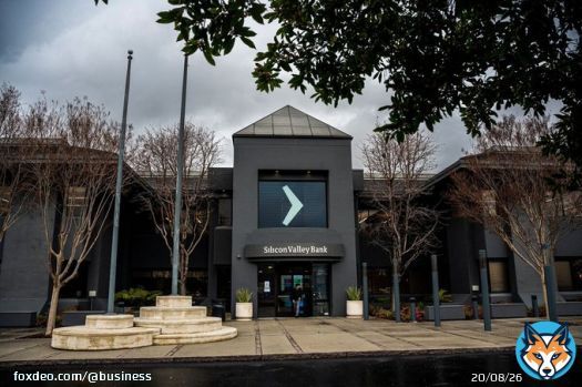 BREAKING: Valley National and&nbsp;First Citizens&nbsp;are both vying for Silicon Valley Bank after its collapse earlier this month, according to people familiar with the matter