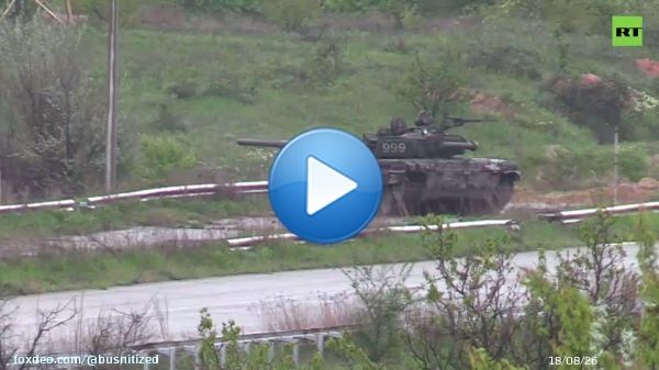 #DPR tankers destroy the positions of the Armed Forces of Ukraine near #Avdiivka  The #SomaliBattalion continues its offensive against the fortified area in Avdiivka. #Donetsk Oblast  #Ukraine #Russians #Авдеевка  \ud83c\uddf7\ud83c\uddfa
