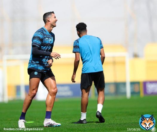 جرب شكل اللايك الجديد على الاسطورة رونالدو   #يوم_التأسيس