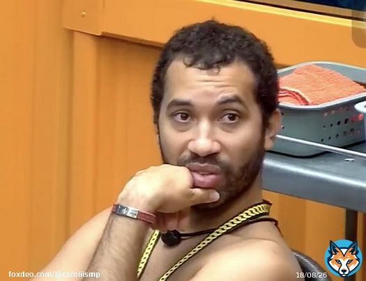 Me deu 126172 tipos de nojo do C&eacute;sar, Cristian e Gustavo olhando as meninas do quarto, s&eacute;rio NOJENTO   #jogodadisc&oacute;rdia essa Paula