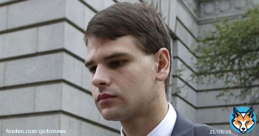 The man charged with killing his mother at sea in an alleged attempt to inherit millions has died while awaiting trial, authorities said Thursday. The cause of Nathan Carman's death wasn't immediately clear.