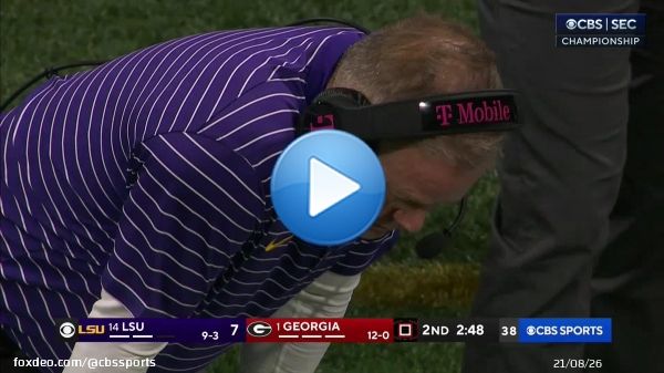 Stetson Bennett is having fun.   Judging by Brian Kelly's reaction, don't think he is.
