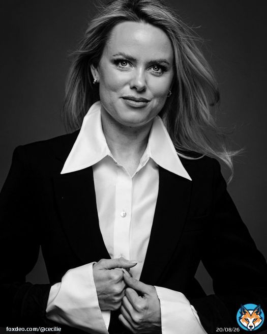 Gorgeous Cecilie Fjellh&oslash;y, known from the Netflix documentary Tinder Swindler came to the studio for portraits, and posed like a pro!! \ud83d\udc4a\ud83c\udffb What a lovely session we had together!! \ud83d\ude4f\ud83c\udffb. Make up by @makeuy @makeupbybobbielee #theportraitstudiobyninarangoy #youdeservetoexistinportraits #seethebestversionofyourself #creativeportraits #igportrait #portraitperfection #portraitoftheday #portraitofthedayseries #instaportrait #portraitpage #discoverportraits #blackandwhiteportrait #portrait_perfection #portrait_society #portraitpage #withhumans #portraits_today #londonphotographer #londonportraitphotographer. #beautifulperson #instagoodness #lovephotos #capture_today #all_shots #photocollection