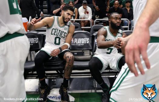 #Celtics scoring leaders by quarter in the playoffs: 1Q: Jaylen Brown, 7.7 PPG 2Q: Jayson Tatum, 7.0 PPG 3Q: Jaylen Brown, 6.8 PPG 4Q: Jayson Tatum, 6.3 PPG