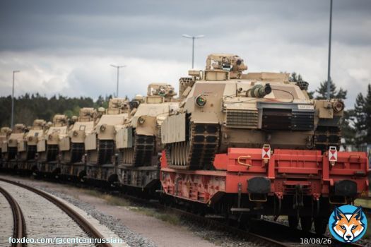Помощь для Украины Танки M1A1 Abrams прибывают в Графенвер, Германия 13 мая 2023 г. Танки будут использоваться для обучения украинских вооруженных сил. Фото специалиста Армии США Адриана Гринвуда #Украина #Ukraine #фотодня