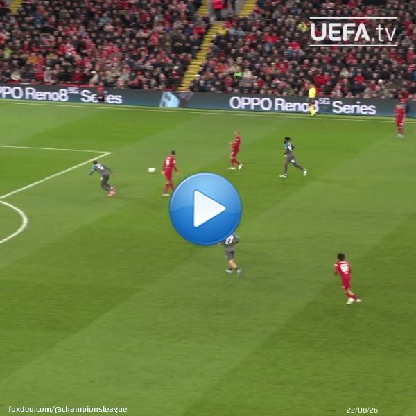 Trent passing like Gerrard   @LFC || #UCL