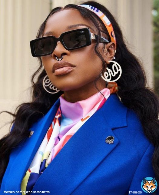Let's give Dj Zinhle her flowers. Imagine what would have happened if she was bitter, resentful & denied AKA access to his child! Kairo would not have experienced her loving father. Not Zinhle - she has her child's best interest at heart. Let's ts take notes from this Queen #RIPAKA