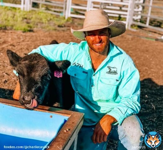 A good catch-up with @lewiholland15 for what's happening on and off the field with his new venture of Speckle cattle. Good luck with this year's footy and the @Aussie7s. Good to have you a part of Australian agriculture! @FarmsAdvice