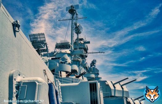 В России заявили об атаке на разведывательный корабль &laquo;Приазовье&raquo;.  Корабль атаковали морскими дронами.