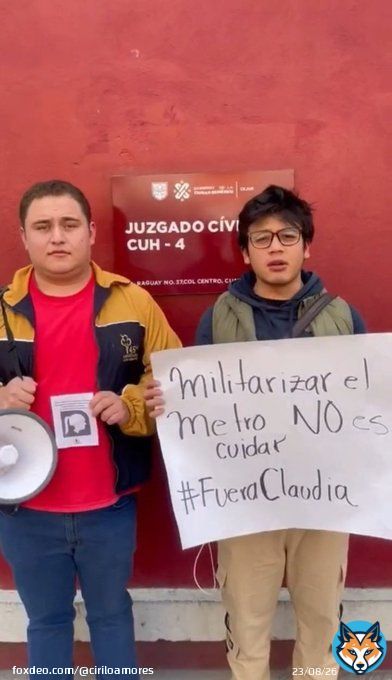 Acabo de ver un video que cre&iacute; era de CUBA o Venezuela pero NO,es M&Eacute;XICO.Los COBARDES de la GUARDIA NACIONAL deteniendo a un joven manifestante en el Metro.Est&aacute; en Juzgado C&iacute;vico CUH-4.Que poca madre tienes Claudia:Represi&oacute;n en lugar de  un voto para ella