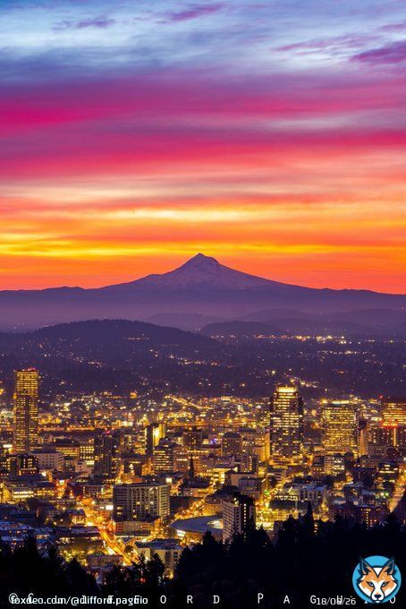 Portland Oregon is a beautiful City  #portland #oregon #sunrise #pdx