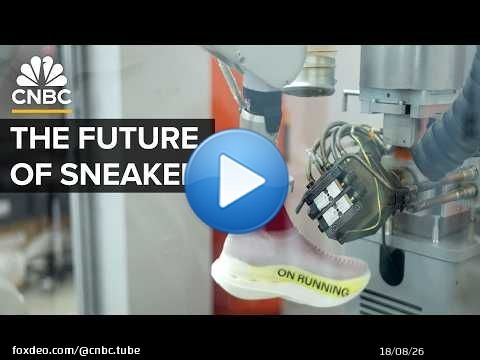 How On Makes Spray-On Sneakers In Minutes