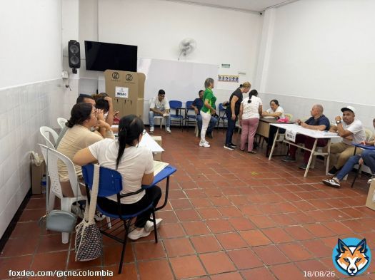 Acompañamos las elecciones atípicas de @AlcaldiaGiron. La jornada avanza con normalidad, bajo la labor permanente del CNE en inspección, vigilancia y control, garantizando transparencia y legalidad en el proceso electoral.