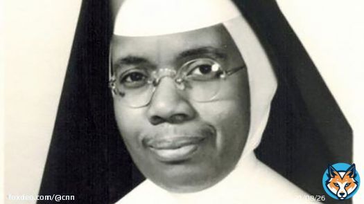 Hundreds of people have traveled to the Benedictines of Mary, Queen of Apostles Monastery, in rural Missouri to view a nun&rsquo;s body which appears to show no signs of decay approximately four years after her death, according to the Catholic News Agency
