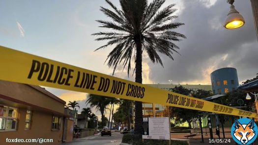 9 people were shot in an altercation between 2 groups in Hollywood, Florida, officials say.