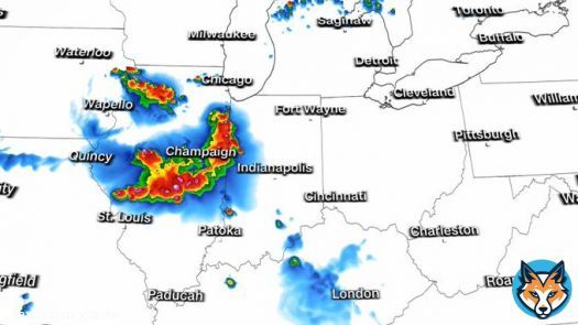 A powerful thunderstorm complex was racing across the Midwest Thursday afternoon, blowing through the harmful smoke from Canada&rsquo;s wildfires and clearing the air in its wake