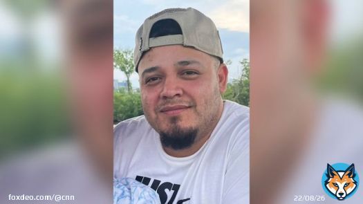 The Supreme Court has paused a court-imposed midnight deadline to return a Maryland man mistakenly deported to El Salvador back to the USSupreme Court pauses midnight deadline to return man mistakenly deported to El Salvador | CNN...From cnn.com