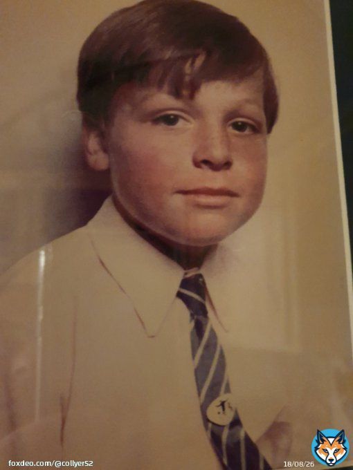 On this day 50 years ago, 3rd Jan 1970, at about ten to five, a 6 year old boy decided he was going to support Chelsea from now on. So today, to mark the occasion I'm wearing the very same club badge as I did all those years ago #CFC #blueisthecolourr #ChelseaFC  #50yearchallenge