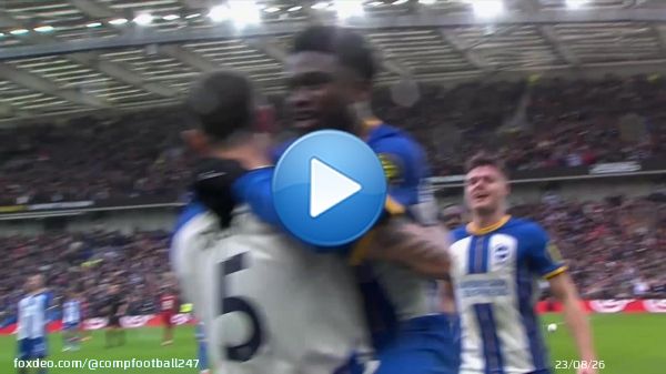 Magnificent strike from Tariq Lamptey deflects on Dunk to put Brighton on a level vs. Liverpool.  #BHA 1-1 #LIV  #BHALIV #FACup .