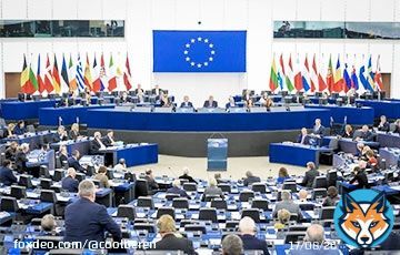Европарламент призвал создать трибунал для Лукашенко и Путина