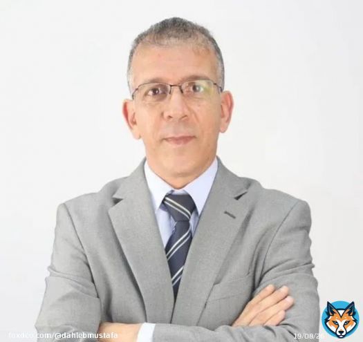 #حفيظ_دراجي: حفيظ_دراجي قبل إنطلاق المباراة :  النيجر هي دولة مسلمة و إحدى جارات الجزائر إستقلت في 1956 .و بالمناسبة في نفس العام قررت فرنسا إعطاء الإستقلال لبعض محمياتها في إفريقيا للتفرغ لحرب الجزائر   من هي المحمية التي يتكلم عنها دراجي ؟ حفيظ_دراجي يقصف و لا يباليي