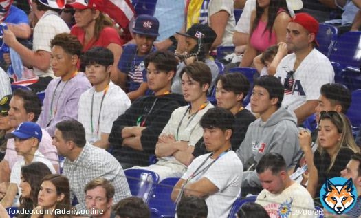 決勝見据え？侍ジャパンメンバーが米国-ベネズエラを視察　吉田、山田、中村らが米国ベンチ上で/ＷＢＣ/デイリースポーツ online  #侍ジャパン #大谷翔平 #WBC #DailySports