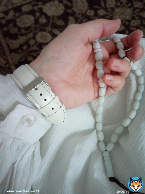٢٦ || رمضان   يارب أستجب لي ما أعجز عن قوله أنت أعلم بكل دعوة تحتبس في قلبي ولا أعرف كيف أرفعها إليك.  #ليلة_القدر  #ليله_القدر_خير_من_الف_شهر