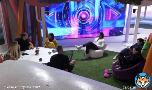 DINANZI AD UN BRANCO, SIATE ANTONELLA. MEGLIO SOLA E CONTRO TUTTI, MA CON LE PROPRIE IDEE.  #GFVIP #donnalisi #FUORITAVASSI #iostoconantonella
