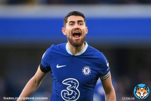 Arsenal among clubs exploring possibility of signing Jorginho from Chelsea. Italy midfielder&rsquo;s contract up in summer + #CFC open to exit (may depend on Enzo Fernandez). 31yo one of options #AFC have expressed interest for. W/ @gunnerblog @TheAthleticFC