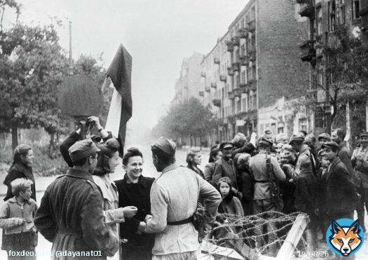 17 января 1945 года частями 1-го Белорусского фронта при содействии 1-й армии Войска Польского от немецких оккупантов была освобождена столица Польши - Варшава. Варшаву взяли кровью советских солдат. И их немало лежит на польской земле....  Вечная имПамять!