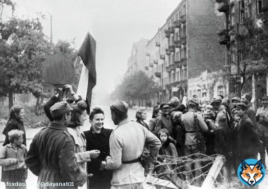 17 января 1945 года частями 1-го Белорусского фронта при содействии 1-й армии Войска Польского от немецких оккупантов была освобождена столица Польши - Варшава. Варшаву взяли кровью советских солдат. И их немало лежит на польской земле....  Вечная имПамять!