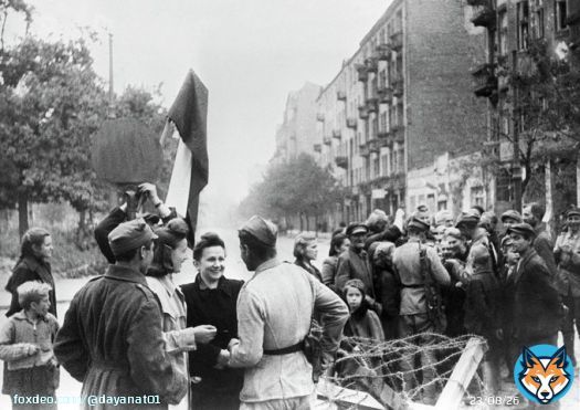 17 января 1945 года частями 1-го Белорусского фронта при содействии 1-й армии Войска Польского от немецких оккупантов была освобождена столица Польши - Варшава. Варшаву взяли кровью советских солдат. И их немало лежит на польской земле....  Вечная имПамять!