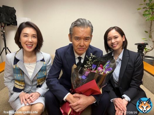 オールアップ 備前本部長役 #渡部篤郎 さん 「とてもいい経験になったと思います。楽しかったです。ありがとうございました。僕の周りでも沢山の人が『大病院占拠』を見てくれていて、とても楽しみにしています」 #ソニン さん #筒井真理子 さんと #大病院占拠 最終回3/18(土)夜10時