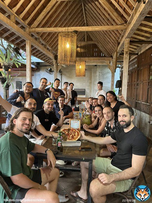 #Bitcoin pizza day with bunch of bitcoiners in Bali