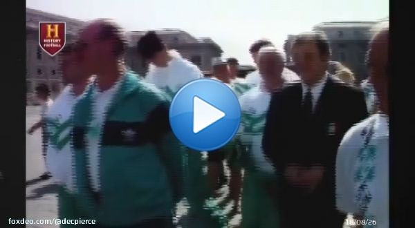 Andy Townsend recounting a great story from Italia 90! Before our Quarter-Final date vs Italy the Irish squad met Pope John Paul II. Classic Big Jack this