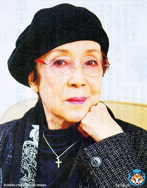 奈良岡朋子さんが、天に召されました  紫綬褒章、勲四等旭日小綬章、毎日芸術賞、読売演劇大賞、菊田一夫演劇賞、他受賞多数。  最後まで彼女らしい生前コメントを  #奈良岡朋子