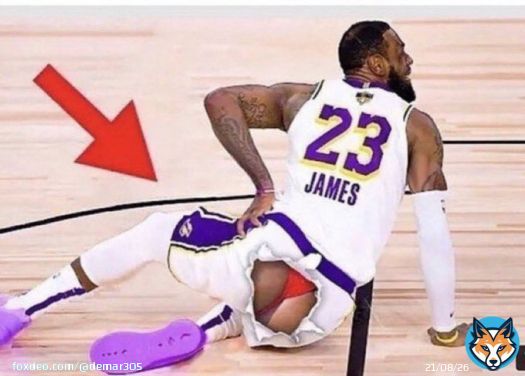 Who remember in the Bubble when Lebron shorts ripped and he was wearing a thong?