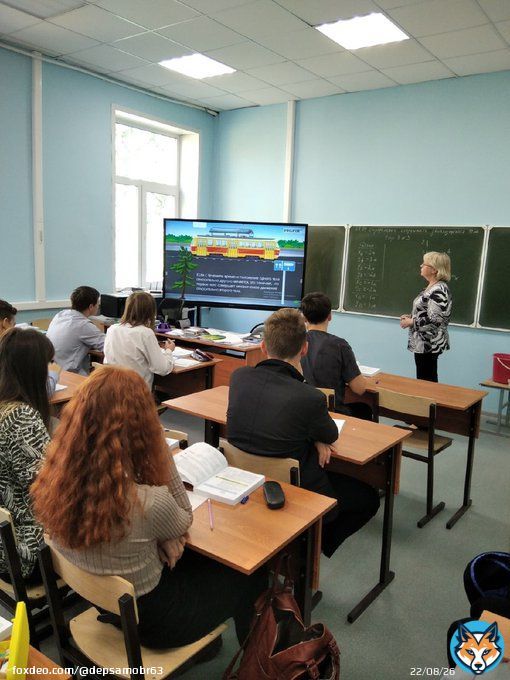 В рамках национального проекта 'Образование' учение Школы № 9 принимают активное участие во Всероссийском образовательном проекте &laquo;Урок Цифры&raquo;. Занятия проходят в кабинетах Цифровой образовательной среды (ЦОС).