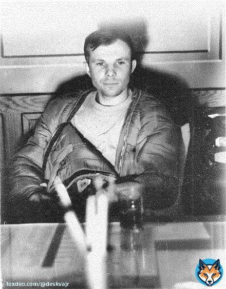 Сегодня в России отмечают День космонавтики. В 1961 году советский космонавт Ю. Гагарин совершил первый орбитальный полет на космическом корабле &laquo;Восток&raquo;.
