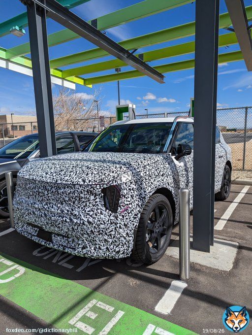 Test vehicle drivers said both 350kw chargers they were using have timed out multiple times. the other two 150kw were offline, we could not charge the Lightning at all  Mojave @ElectrifyAm @RateYourCharge