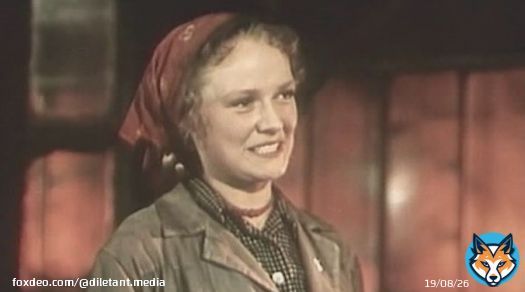 29 ноября 1930 года родилась актриса Нина Гребешкова. Она сыграла в более чем 60 фильмах, однако широкой публике стала известна по ролям второго плана в картинах своего легендарного мужа и кинорежиссера &mdash; Леонида Гайдая