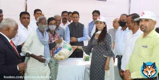 Special protein-rich dry ration was distributed to TB patients in the sports complex on the occasion of #haryanaday by Deputy Commissioner Jitender Yadav.